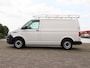 Volkswagen Transporter 2.0 TDI 90 pk L1H1 | Navigatie | Airco | Cruise control | App connect | RVS Imperial | Bijrijders bank | Trekhaak | Betimmering |