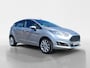 Ford Fiesta 1.0 EcoBoost Titanium 100PK | D-riem reeds vervangen | Airco | 15" Lichtmetaal | Armsteun | Radio | Dagrijverlichting |