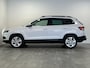 Skoda Karoq 1.0 TSI Business Edition | Trekhaak | Pano | Stoel & Stuur verwarming |
