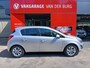 Opel Corsa 1.2-16V Design Edition