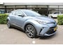 Toyota C-HR / C-HR+ 1.8 Hybrid Dynamic | Rijklaar | Keyless | LED | Apple/Android | Adap.cruise | Sensoren v+a | Camera | Dealer onderhouden | NL-auto