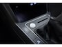 Volkswagen Taigo 1.0 TSI R-Line Business | Keyless | Zwart dak | Trekhaak | Stoelverwarming | Dakrails | Camera | Climate control