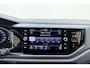 Volkswagen Taigo 1.0 TSI R-Line Business | Keyless | Zwart dak | Trekhaak | Stoelverwarming | Dakrails | Camera | Climate control