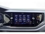 Volkswagen Taigo 1.0 TSI R-Line Business | Keyless | Zwart dak | Trekhaak | Stoelverwarming | Dakrails | Camera | Climate control