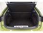 Volkswagen Taigo 1.0 TSI R-Line Business | Keyless | Zwart dak | Trekhaak | Stoelverwarming | Dakrails | Camera | Climate control
