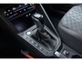 Volkswagen Taigo 1.0 TSI R-Line Business | Keyless | Zwart dak | Trekhaak | Stoelverwarming | Dakrails | Camera | Climate control