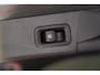 Mercedes-Benz B-klasse 180 AMG Premium Plus [ Panorama Sfeerverlichting ACC Trekhaak ]