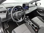 Toyota Corolla Touring Sports Hybrid 140 Dynamic | Parkeersensoren Voor en Achter | Voorstoelen Verwarmd | Draadloze Telefoon Lader | Onderweg-naar-dealer