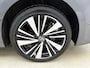 Toyota Corolla Touring Sports Hybrid 140 Dynamic | Parkeersensoren Voor en Achter | Voorstoelen Verwarmd | Draadloze Telefoon Lader | Onderweg-naar-dealer