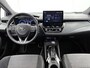 Toyota Corolla Touring Sports Hybrid 140 Dynamic | Parkeersensoren Voor en Achter | Voorstoelen Verwarmd | Draadloze Telefoon Lader | Onderweg-naar-dealer