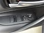 Toyota Corolla Touring Sports Hybrid 140 Dynamic | Parkeersensoren Voor en Achter | Voorstoelen Verwarmd | Draadloze Telefoon Lader | Onderweg-naar-dealer