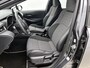 Toyota Corolla Touring Sports Hybrid 140 Dynamic | Parkeersensoren Voor en Achter | Voorstoelen Verwarmd | Draadloze Telefoon Lader | Onderweg-naar-dealer