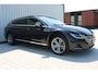 Volkswagen Arteon Shooting Brake 1.4 TSI eHybrid R-Line Business+ | Incl. 12 maanden garantie | Carbon lederen kuipstoelen | Standkachel | Apple carplay/Android auto | Adaptieve cruise control | Stoel/stuurverwarming | 360° camera | Stoelverwarming achter | Dealer onderhouden | Massage stoel met memory |