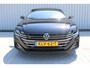 Volkswagen Arteon Shooting Brake 1.4 TSI eHybrid R-Line Business+ | Incl. 12 maanden garantie | Carbon lederen kuipstoelen | Standkachel | Apple carplay/Android auto | Adaptieve cruise control | Stoel/stuurverwarming | 360° camera | Stoelverwarming achter | Dealer onderhouden | Massage stoel met memory |