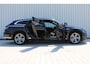 Volkswagen Arteon Shooting Brake 1.4 TSI eHybrid R-Line Business+ | Incl. 12 maanden garantie | Carbon lederen kuipstoelen | Standkachel | Apple carplay/Android auto | Adaptieve cruise control | Stoel/stuurverwarming | 360° camera | Stoelverwarming achter | Dealer onderhouden | Massage stoel met memory |