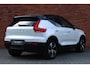 Volvo XC40 Recharge P8 AWD R-Design | Trekhaak | 360 Graden Camera | Panoramadak | Harman Kardon | Verwarmbare Voorstoelen | Apple Carplay/ Android Auto | Adaptieve Cruise Control | Google Maps Navigatie