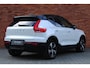 Volvo XC40 Recharge P8 AWD R-Design | Trekhaak | 360 Graden Camera | Panoramadak | Harman Kardon | Verwarmbare Voorstoelen | Apple Carplay/ Android Auto | Adaptieve Cruise Control | Google Maps Navigatie