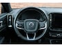 Volvo XC40 Recharge P8 AWD R-Design | Trekhaak | 360 Graden Camera | Panoramadak | Harman Kardon | Verwarmbare Voorstoelen | Apple Carplay/ Android Auto | Adaptieve Cruise Control | Google Maps Navigatie