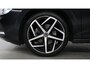 Volkswagen Golf 1.5 eTSI 150pk Style DSG / Navigatie / Stoelverwarming / IQ Light / Camera 127
