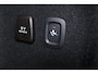 Volvo V60 T6 Recharge AWD Plus Dark - IntelliSafe Assist & Surround - 360º Camera - Harman/Kardon audio - Verwarmde voorstoelen, stuur & achterbank - Parkeersensoren voor & achter - Elektr. bedienb. voorstoelen met geheugen - Inklapbare trekhaak - 18' LMV