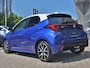 Toyota Yaris 1.5 Hybrid Executive Launch Edition | Bi-Tone | Head-up Display | Navigatie | Camera | 17" LMV |