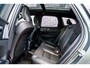 Volvo XC60 2.0 T8 Plug-in hybrid AWD Ultra Dark Exec. Ed. | Luchtvering | 22 Inch | Bowers & Wilkins Audio | Stoelverwarming + Ventilatie + Massage | Head Up | 360 Camera | Getint Glas | Schuif -/ Kanteldak |