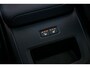 Volvo XC60 2.0 T8 Plug-in hybrid AWD Ultra Dark Exec. Ed. | Luchtvering | 22 Inch | Bowers & Wilkins Audio | Stoelverwarming + Ventilatie + Massage | Head Up | 360 Camera | Getint Glas | Schuif -/ Kanteldak |