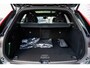 Volvo XC60 2.0 T8 Plug-in hybrid AWD Ultra Dark Exec. Ed. | Luchtvering | 22 Inch | Bowers & Wilkins Audio | Stoelverwarming + Ventilatie + Massage | Head Up | 360 Camera | Getint Glas | Schuif -/ Kanteldak |