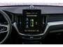 Volvo XC60 2.0 T8 Plug-in hybrid AWD Ultra Dark Exec. Ed. | Luchtvering | 22 Inch | Bowers & Wilkins Audio | Stoelverwarming + Ventilatie + Massage | Head Up | 360 Camera | Getint Glas | Schuif -/ Kanteldak |