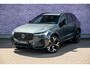 Volvo XC60 2.0 T8 Plug-in hybrid AWD Ultra Dark Exec. Ed. | Luchtvering | 22 Inch | Bowers & Wilkins Audio | Stoelverwarming + Ventilatie + Massage | Head Up | 360 Camera | Getint Glas | Schuif -/ Kanteldak |