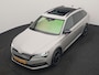 Skoda Superb Combi 1.4 TSI iV Sportline Business PHEV 218pk Dealer O.H. | Trekhaak Af Fabriek | Panodak | Adaptive Cruise | Canton Audio | 360 Camera | Alcantara Sportstoelen Memory & Verwarmd | Sfeerverlichting | Blis | Keyless | Plug In Hybrid |