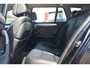 BMW 5-Serie Touring 520xd High Executive | Navigatie | Panoramadak | Comfortseats | Keyless | Xenon | Trekhaak | zeer compleet