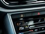 Volkswagen T-Roc 1.0 TSI Life Business | Trekhaak | Adaptieve Cruise Control | Climate Control | Stoelverwarming | AppleCarplay | AndroidAuto | DAB |