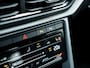 Volkswagen T-Roc 1.0 TSI Life Business | Trekhaak | Adaptieve Cruise Control | Climate Control | Stoelverwarming | AppleCarplay | AndroidAuto | DAB |