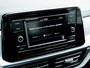 Volkswagen T-Roc 1.0 TSI Life Business | Trekhaak | Adaptieve Cruise Control | Climate Control | Stoelverwarming | AppleCarplay | AndroidAuto | DAB |