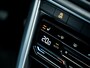 Volkswagen T-Roc 1.0 TSI Life Business | Trekhaak | Adaptieve Cruise Control | Climate Control | Stoelverwarming | AppleCarplay | AndroidAuto | DAB |