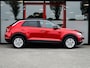 Volkswagen T-Roc 1.0 TSI Life Business | Trekhaak | Adaptieve Cruise Control | Climate Control | Stoelverwarming | AppleCarplay | AndroidAuto | DAB |