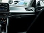 Volkswagen T-Roc 1.0 TSI Life Business | Trekhaak | Adaptieve Cruise Control | Climate Control | Stoelverwarming | AppleCarplay | AndroidAuto | DAB |