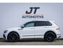 Volkswagen Tiguan 1.5 TSI R-line Pano | memory stoelen | Trekhaak elektrisch | Stoelverwarming | head up display | Camera | Adaptive cruise | CarP