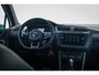 Volkswagen Tiguan 1.5 TSI R-line Pano | memory stoelen | Trekhaak elektrisch | Stoelverwarming | head up display | Camera | Adaptive cruise | CarP
