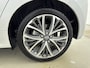 Toyota Yaris 1.5 Hybrid 130 Executive | Stoel- en Stuurwielverwarming | Head-up display |