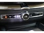 Volvo XC60 T8 406PK AWD Ultra Dark | Executive | Luchtvering | B&W | 22" | Massage | HUD