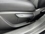 Renault Clio 1.0 TCe 90Pk GPF Esprit Alpine | Navigatie | Cruise Control | Climate Control | Bose Audio Systeem | Apple Carplay/Android Auto | Lichtmetalen Wielen 17" 'La Fleche' | Stoel-en Stuurverwarming | Parkeersensoren voor -er achter incl. Camera |