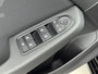 Renault Clio 1.0 TCe 90Pk GPF Esprit Alpine | Navigatie | Cruise Control | Climate Control | Bose Audio Systeem | Apple Carplay/Android Auto | Lichtmetalen Wielen 17" 'La Fleche' | Stoel-en Stuurverwarming | Parkeersensoren voor -er achter incl. Camera |