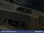 Ford Transit 2.0 TDCI 131pk L4H3 Jumbo Euro6 Airco | Camera | Cruisecontrol | Verwarmde voorruit Parkeersensoren, Bijrijdersbank