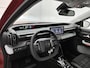 Citroën E-C3 Max Comfort Range 44 kWh 113pk | DEMO | Navigatie | Achteruitrijcamera | Climate Control | Cruise Control | Parkeersensoren | Bluetooth | Draadloze Apple Carplay / Android Auto | Comfortstoelen | Elektrisch inklapbare spiegels | Led koplampen | Donker getint glas | 17" lichtmetalen velgen |
