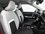 Citroën E-C3 Max Comfort Range 44 kWh 113pk | DEMO | Navigatie | Achteruitrijcamera | Climate Control | Cruise Control | Parkeersensoren | Bluetooth | Draadloze Apple Carplay / Android Auto | Comfortstoelen | Elektrisch inklapbare spiegels | Led koplampen | Donker getint glas | 17" lichtmetalen velgen |
