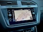 Volkswagen Tiguan R-LINE | 245PK | ELEKTRISCHE TREKHAAK | PANO | 360 CAMERA | BLACK STYLE