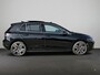 Volkswagen Golf 1.5 eHybrid Style Edition 204 pk Automaat (DSG) | Verlengde garantie | Navigatie | Panoramadak | Trekhaak (wegklapbaar) | Parkeersensoren (Park assist) | Achteruitrijcamera | Head-up display |
