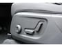 Volvo EC40 Twin Motor Ultra Black Edition Europa 82 kWh | Visual Park Assist met 360° Camera | Harman/Kardon | Vast Panoramadak | Elektrisch Verstelbare Voorstoelen Met Geheugen | Connect Microtech/Nubuck Bekleding | BLIS | Adaptive Cruise Control | Stoelverwarming Voor- en Achter | Stuurverwarming | Pilot Assist | Elektrische Achterklep Met Sensorsturing | Keyless |